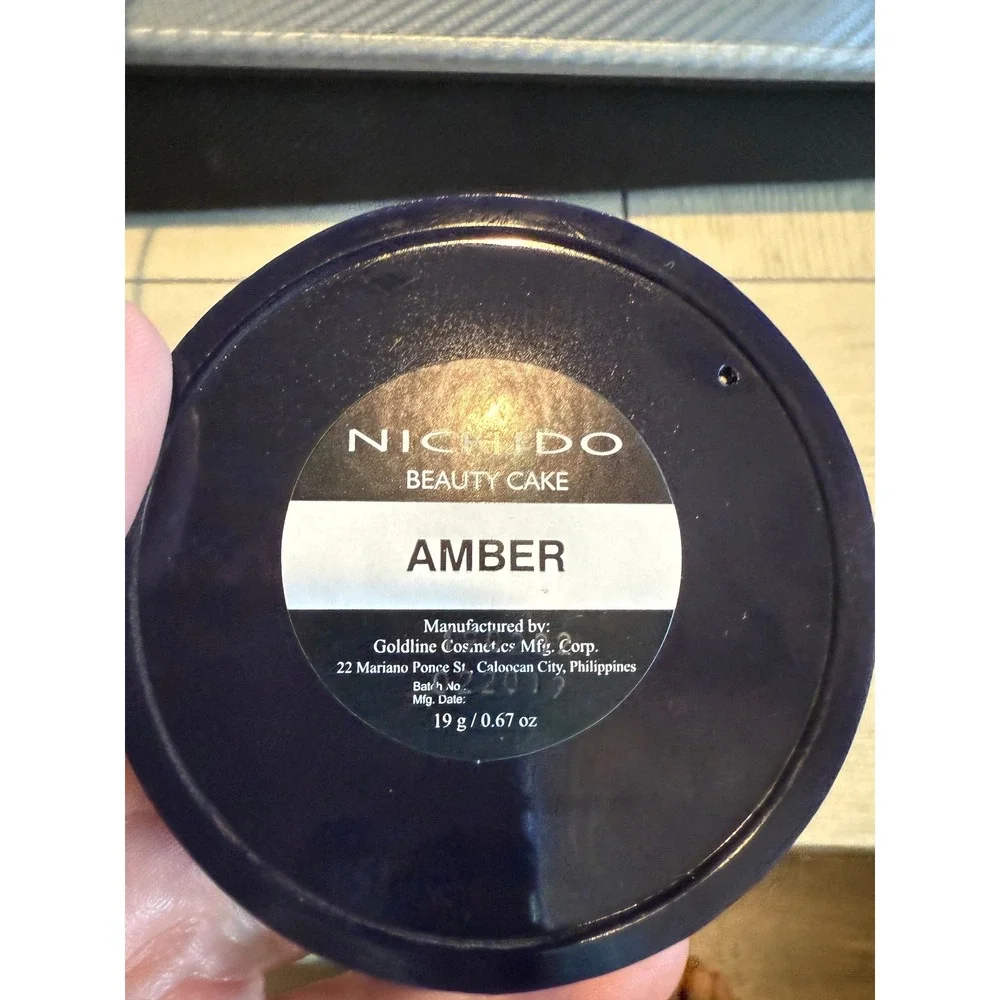 Nichido Beauty Cake Amber Pressed Powder Makeup‎ Compact Foundation